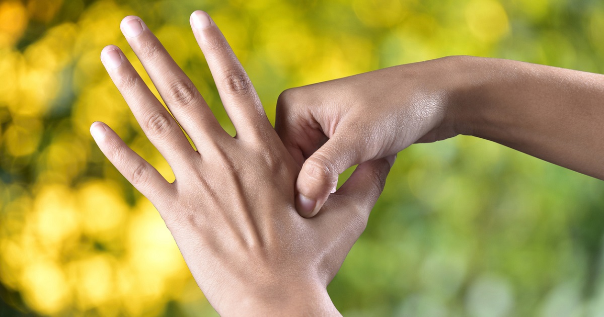 stimulating acupressure point on hand